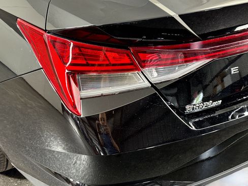 Used 2024 Hyundai Elantra SEL w/ Convenience Package FWD image 36