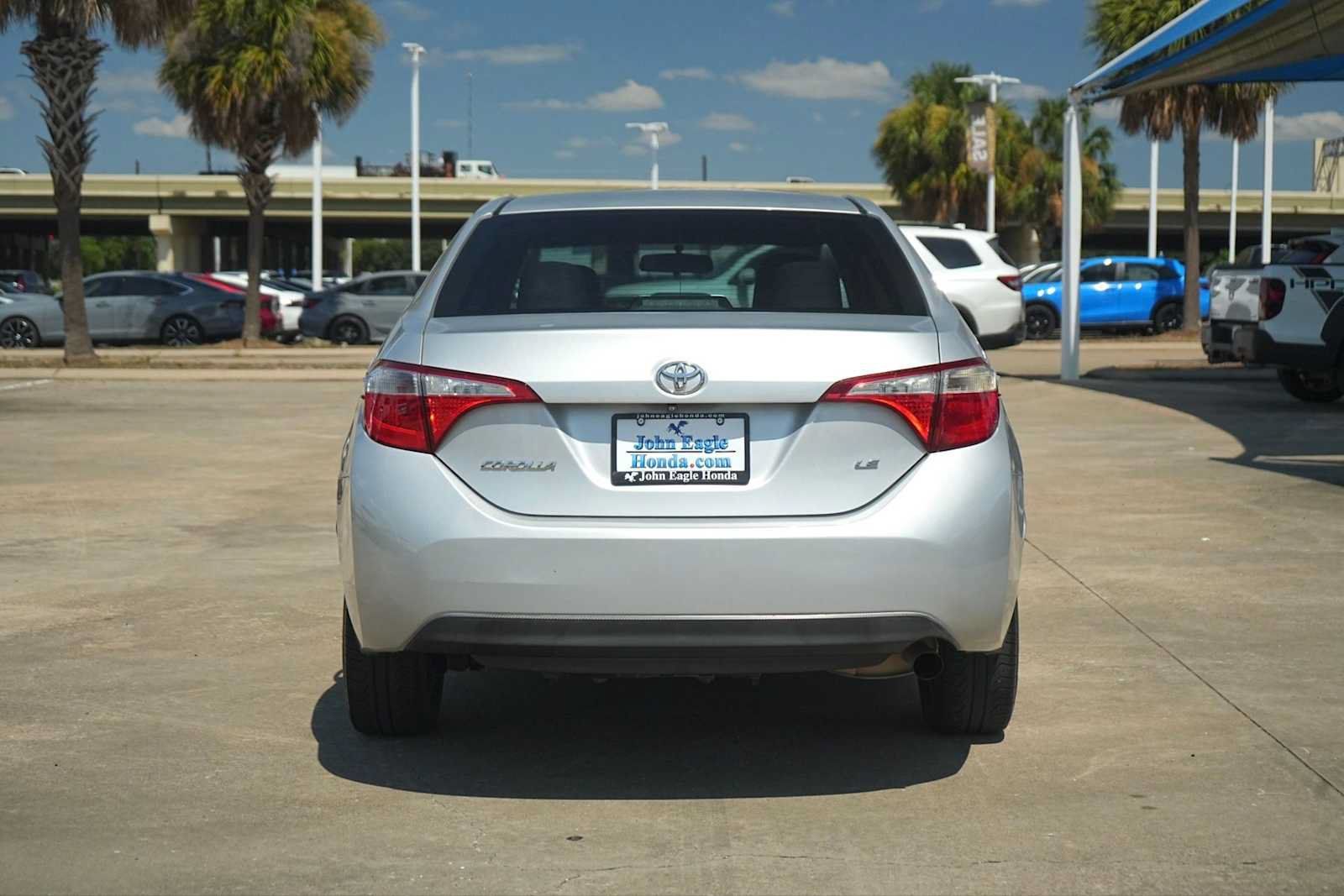 Used 2014 Toyota Corolla LE FWD image 5