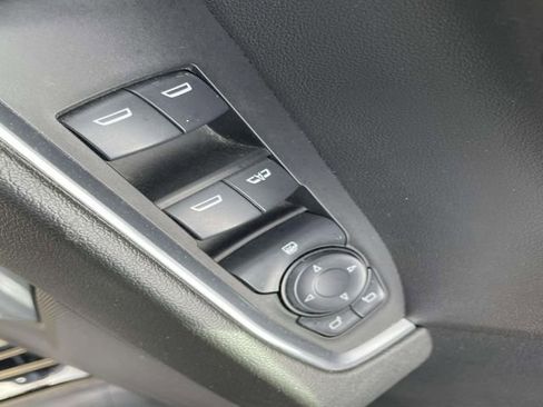 Used 2025 Chevrolet Silverado 1500 LT AWD/4WD image 12