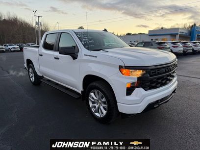 New 2026 Chevrolet Silverado 1500 Custom w/ LPO, Dark Essentials Package