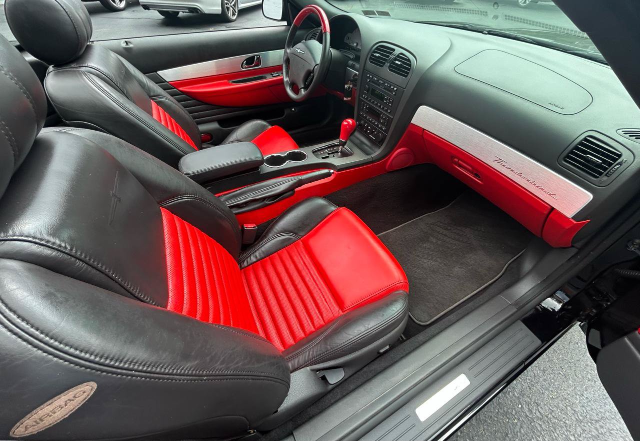 Used 2002 Ford Thunderbird RWD image 24