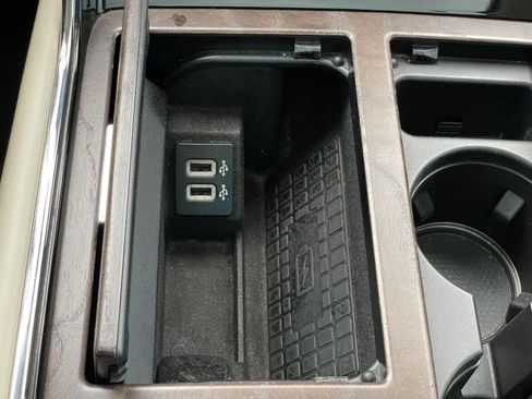 Used 2019 Lincoln Navigator Reserve AWD/4WD image 29