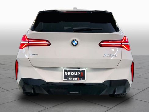 Used 2025 BMW X3 xDrive30i w/ M Sport Package AWD/4WD image 4