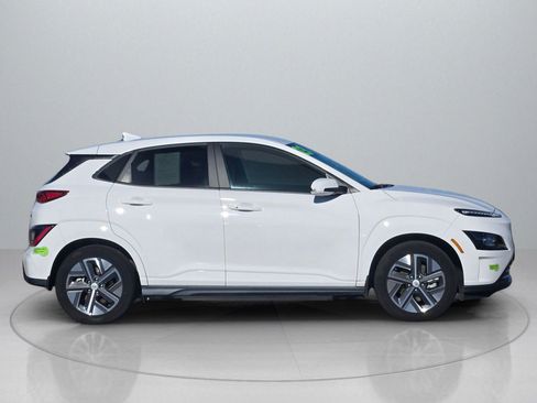 Certified 2023 Hyundai Kona SE image 9