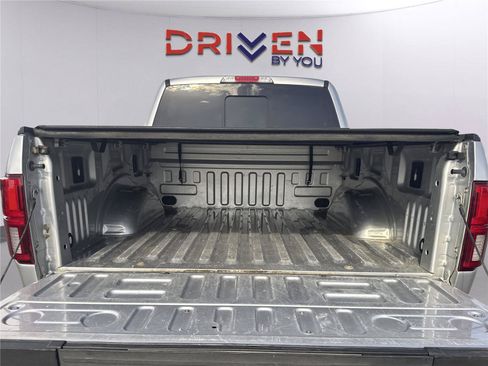 Used 2019 Ford F150 Lariat w/ Equipment Group 502A Luxury AWD/4WD image 35