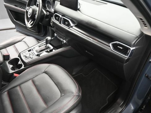 Used 2024 MAZDA CX-5 Carbon Edition image 17