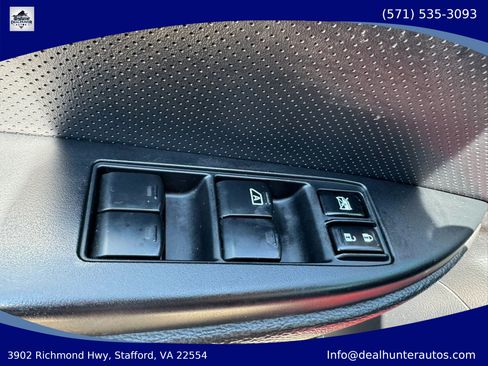 Used 2012 Subaru Legacy 3.6R Limited AWD/4WD image 15
