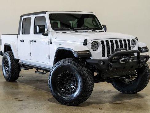 Used 2023 Jeep Gladiator Sport image 5