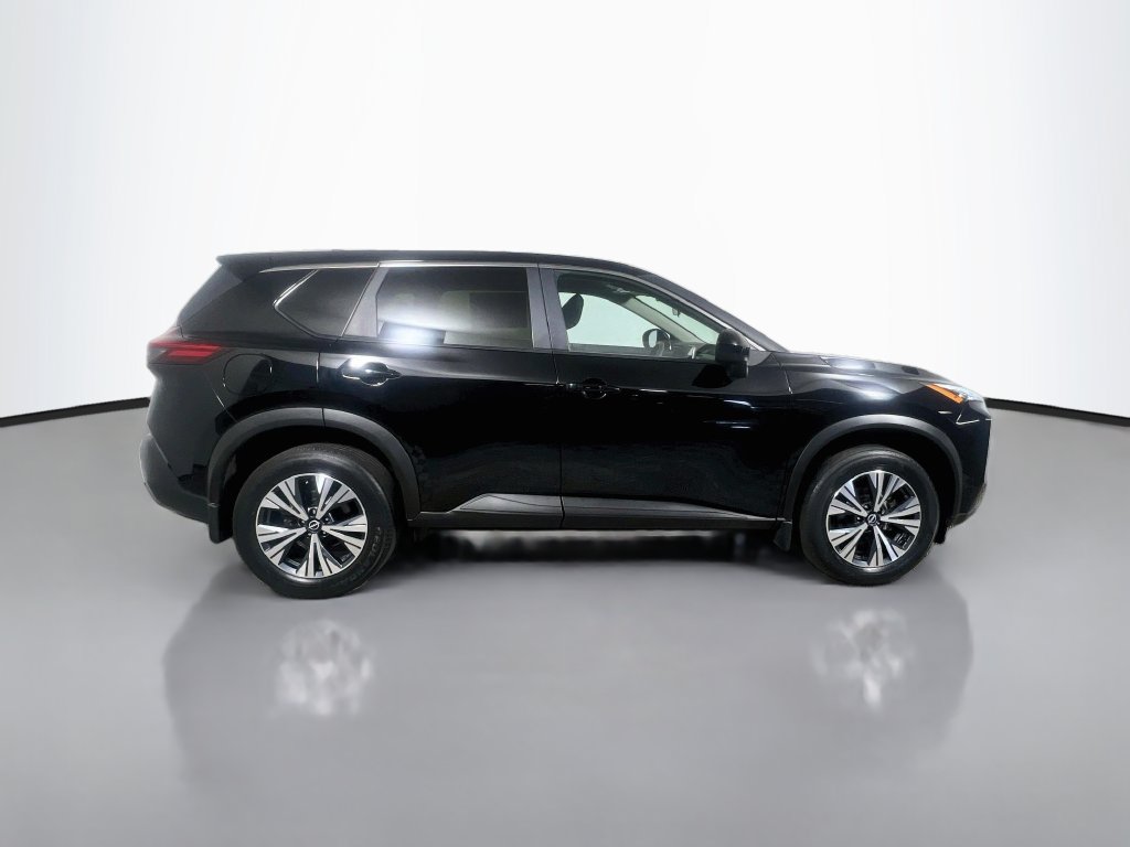 Used 2023 Nissan Rogue SV AWD/4WD image 2