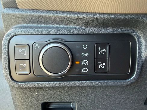 Used 2024 Ford Bronco Wildtrak image 26