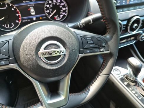 Used 2023 Nissan Sentra SR w/ Electronics Package FWD image 19
