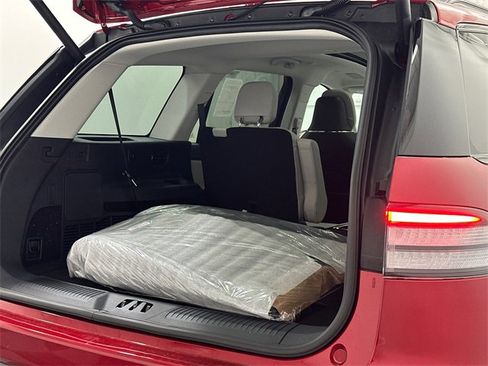 New 2026 Lincoln Aviator Reserve image 8