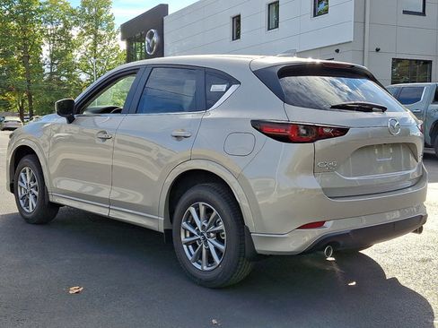 New 2025 MAZDA CX-5 AWD 2.5 S w/ Preferred Package image 4