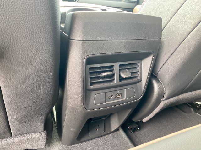 Certified 2024 GMC Canyon Denali AWD/4WD image 21