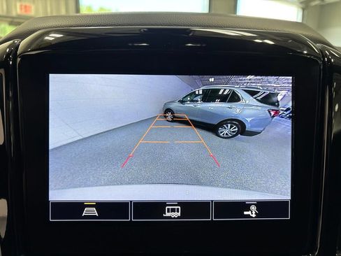 Used 2023 Chevrolet Traverse LT AWD/4WD image 20