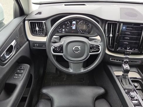Used 2020 Volvo XC60 T5 Inscription AWD/4WD image 16