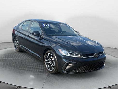 Used 2026 Volkswagen Jetta Sport FWD image 1