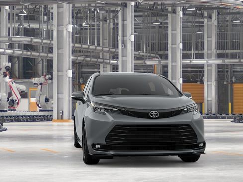 New 2026 Toyota Sienna XLE Woodland Edition image 16