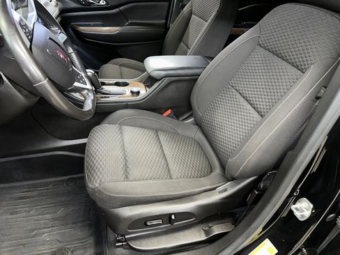 Used 2018 GMC Acadia SLE w/ Driver Alert Package I image 5