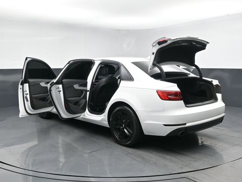 Used 2017 Audi A4 2.0T Premium image 32