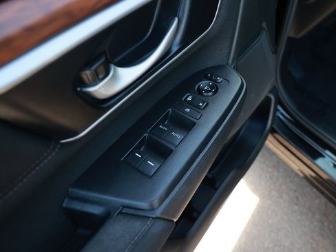 Used 2022 Honda CR-V EX image 19