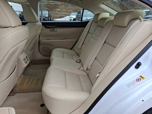 Used 2015 Lexus ES 350 w/ Premium Package image 8