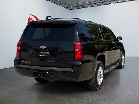 Used 2017 Chevrolet Suburban LT AWD/4WD image 13