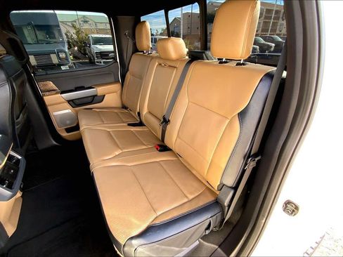 Certified 2025 Ford F250 Lariat w/ Chrome Package image 19