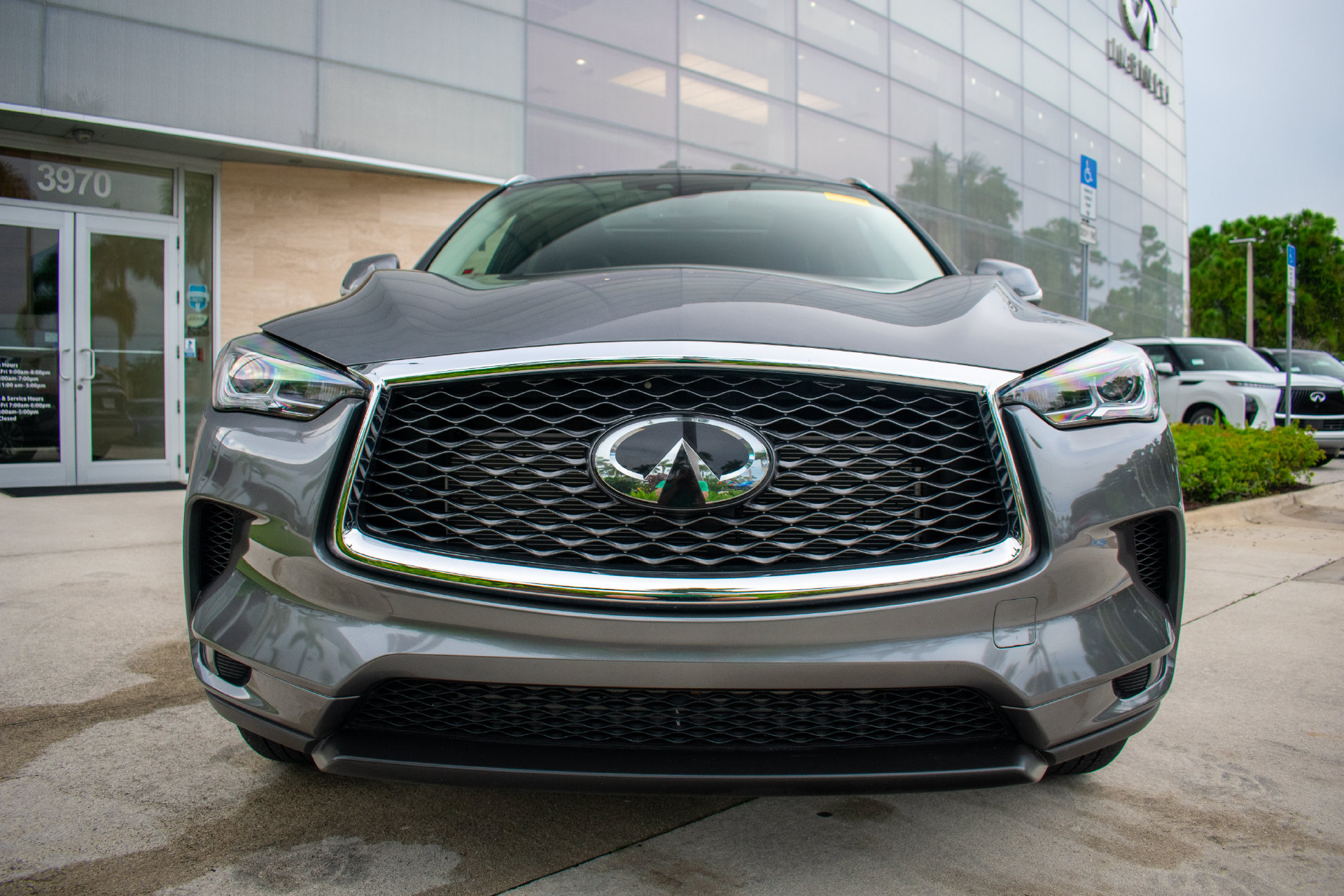 Used 2023 INFINITI QX50 Luxe FWD image 11