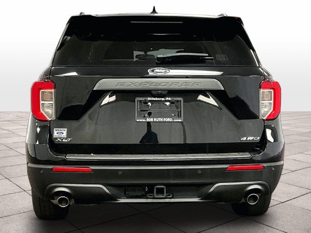 Used 2023 Ford Explorer XLT w/ Equipment Group 202A AWD/4WD image 4
