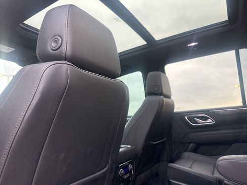 Used 2022 Chevrolet Tahoe LT w/ Luxury Package image 42