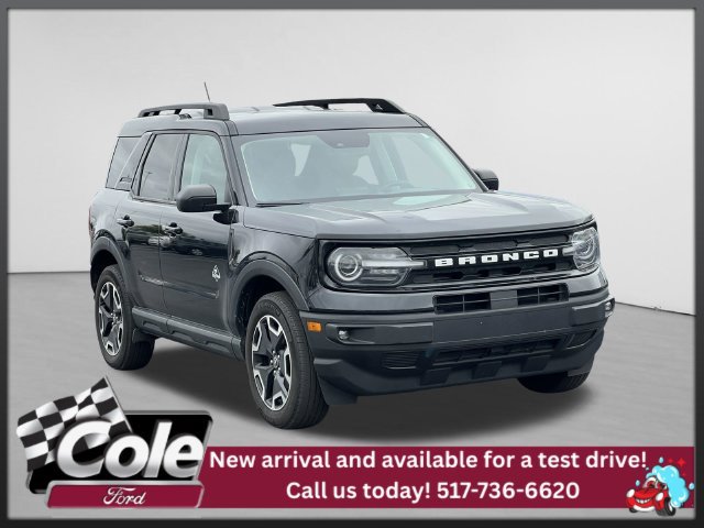 Certified 2023 Ford Bronco Sport Outer Banks w/ Tech Package AWD/4WD image 1