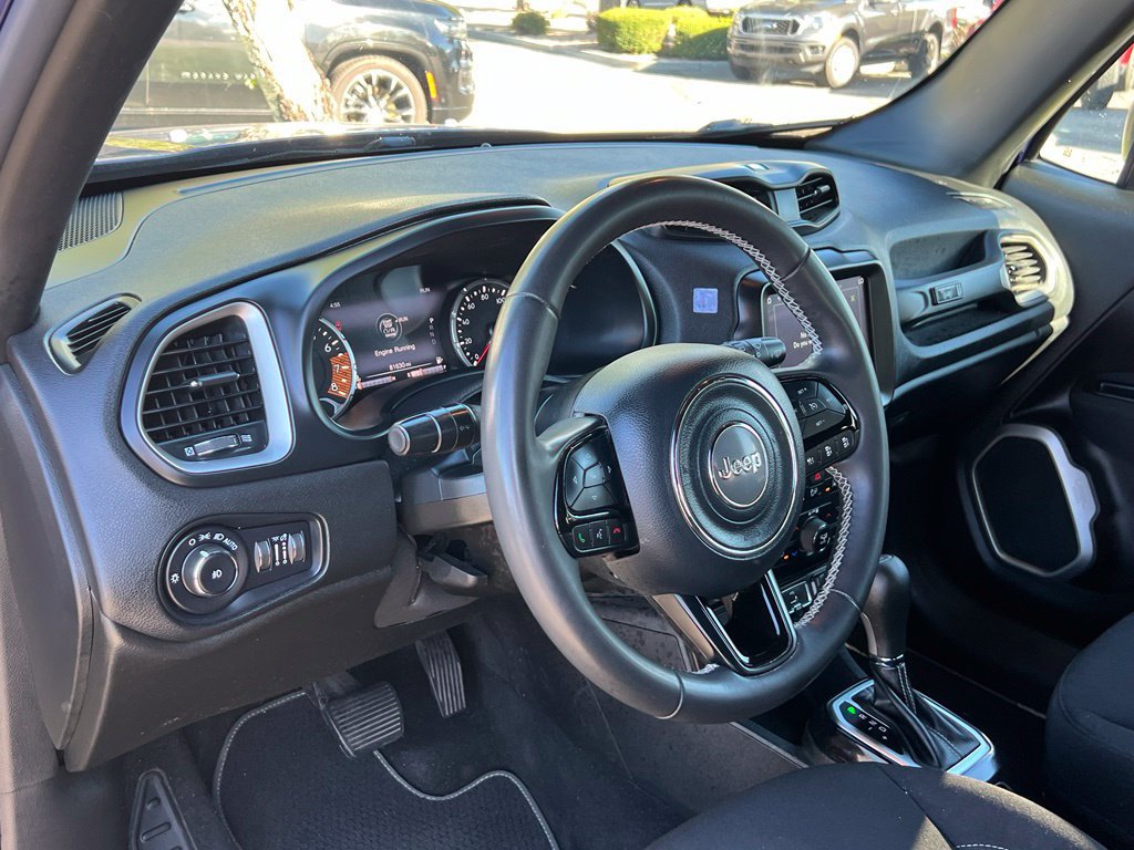 Used 2021 Jeep Renegade Latitude w/ Luxury Group II AWD/4WD image 24