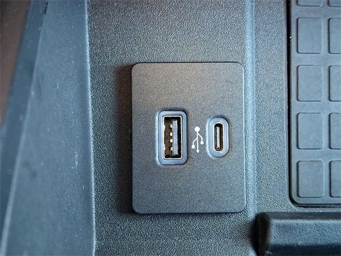 Certified 2020 Ford F250 Lariat w/ Lariat Ultimate Package image 24