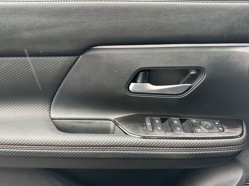 New 2026 Nissan Kicks SR AWD/4WD image 12