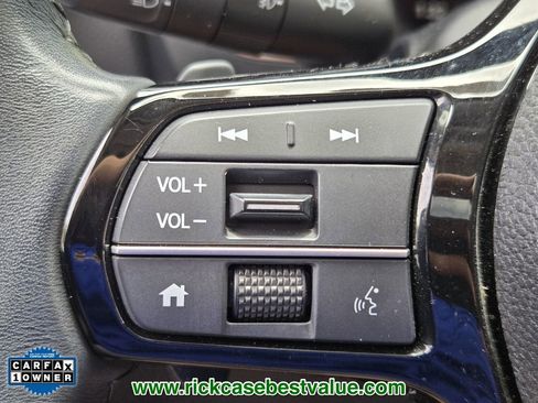 Used 2023 Honda Pilot Touring image 30