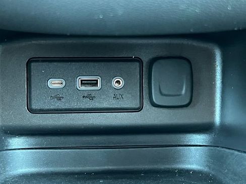 Certified 2024 Chevrolet Equinox LT w/ LPO, Floor Liner Package AWD/4WD image 26