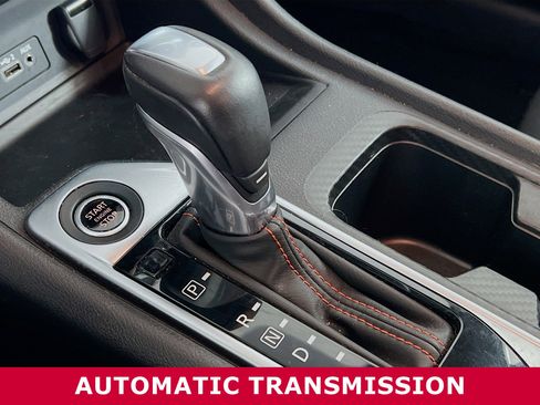 Used 2024 Nissan Sentra SR image 11