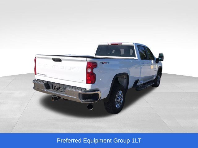 Used 2025 Chevrolet Silverado 2500 LT w/ Convenience Package AWD/4WD image 2