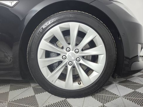 Used 2016 Tesla Model S 70D AWD/4WD image 9