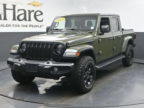Used 2023 Jeep Gladiator Sport AWD/4WD image 32