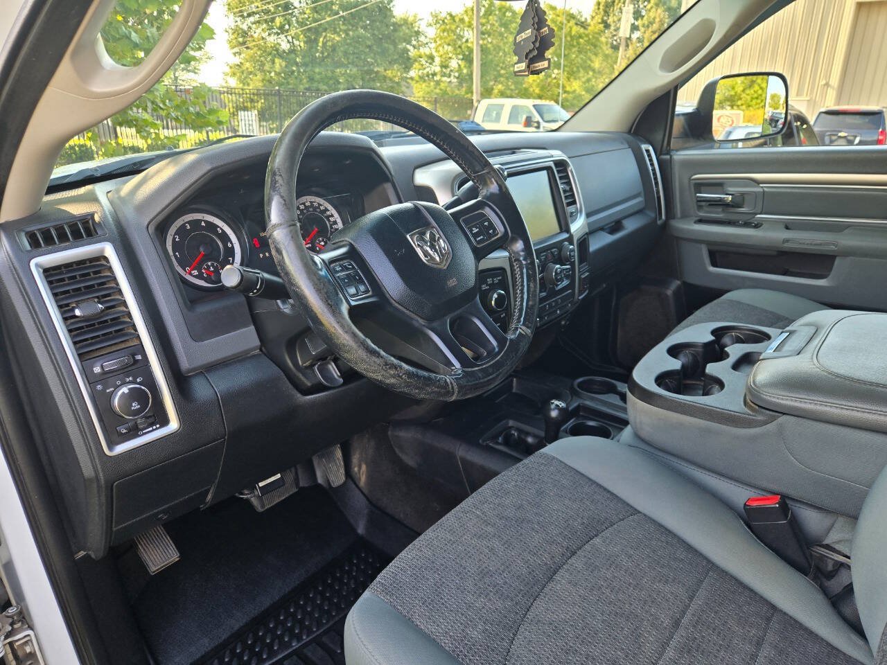 Used 2015 RAM 2500 Power Wagon w/ Comfort Group AWD/4WD image 13