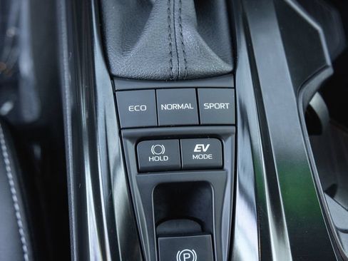 Used 2026 Toyota Camry SE w/ Convenience Package FWD image 19