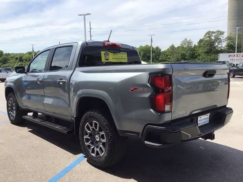 Used 2023 Chevrolet Colorado Z71 w/ Z71 Convenience Package 2 AWD/4WD image 10