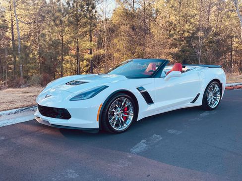 Used 2015 Chevrolet Corvette Z06 w/ 3LZ Preferred Equipment Group image 55
