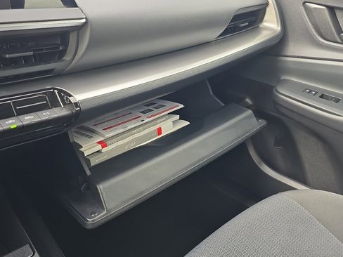 Used 2024 Toyota Prius LE image 30