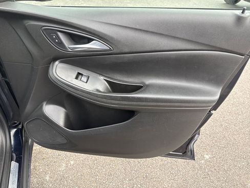 Used 2021 Buick Encore GX Essence w/ Advanced Technology Package image 40