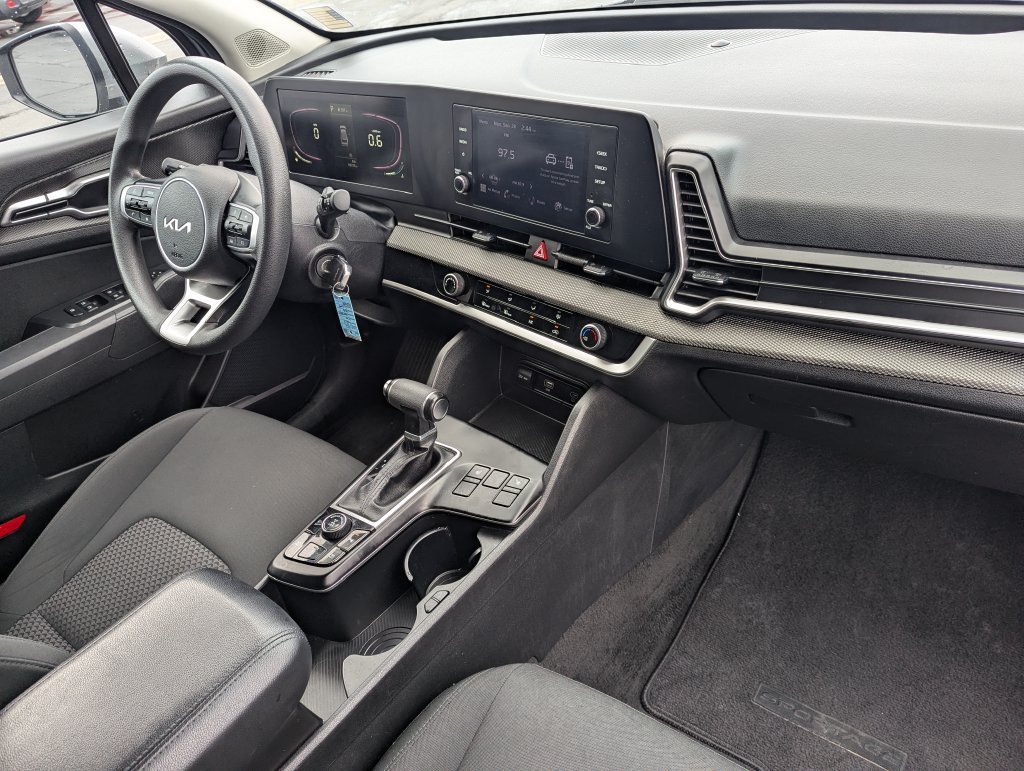 Used 2023 Kia Sportage LX AWD/4WD image 31