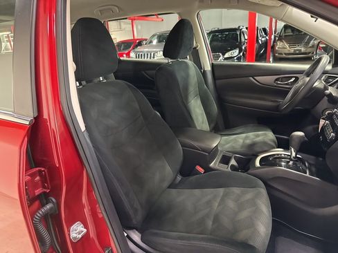 Used 2016 Nissan Rogue S AWD/4WD image 34