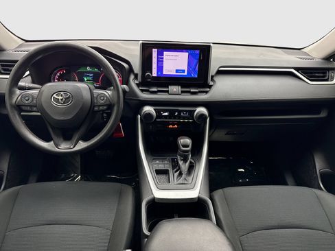 Used 2023 Toyota RAV4 LE FWD image 20